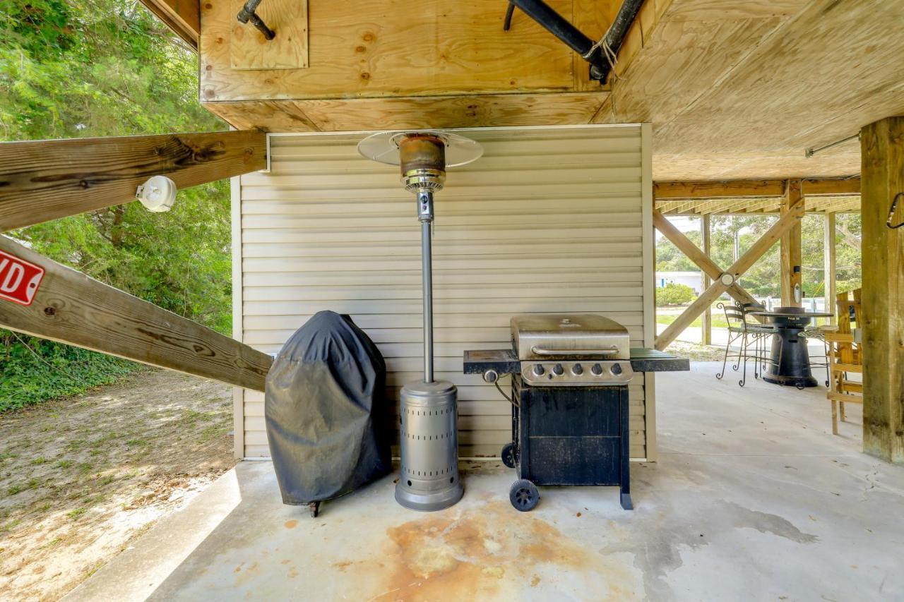Coastal Emerald Isle Retreat With Deck And Grill! 외부 사진