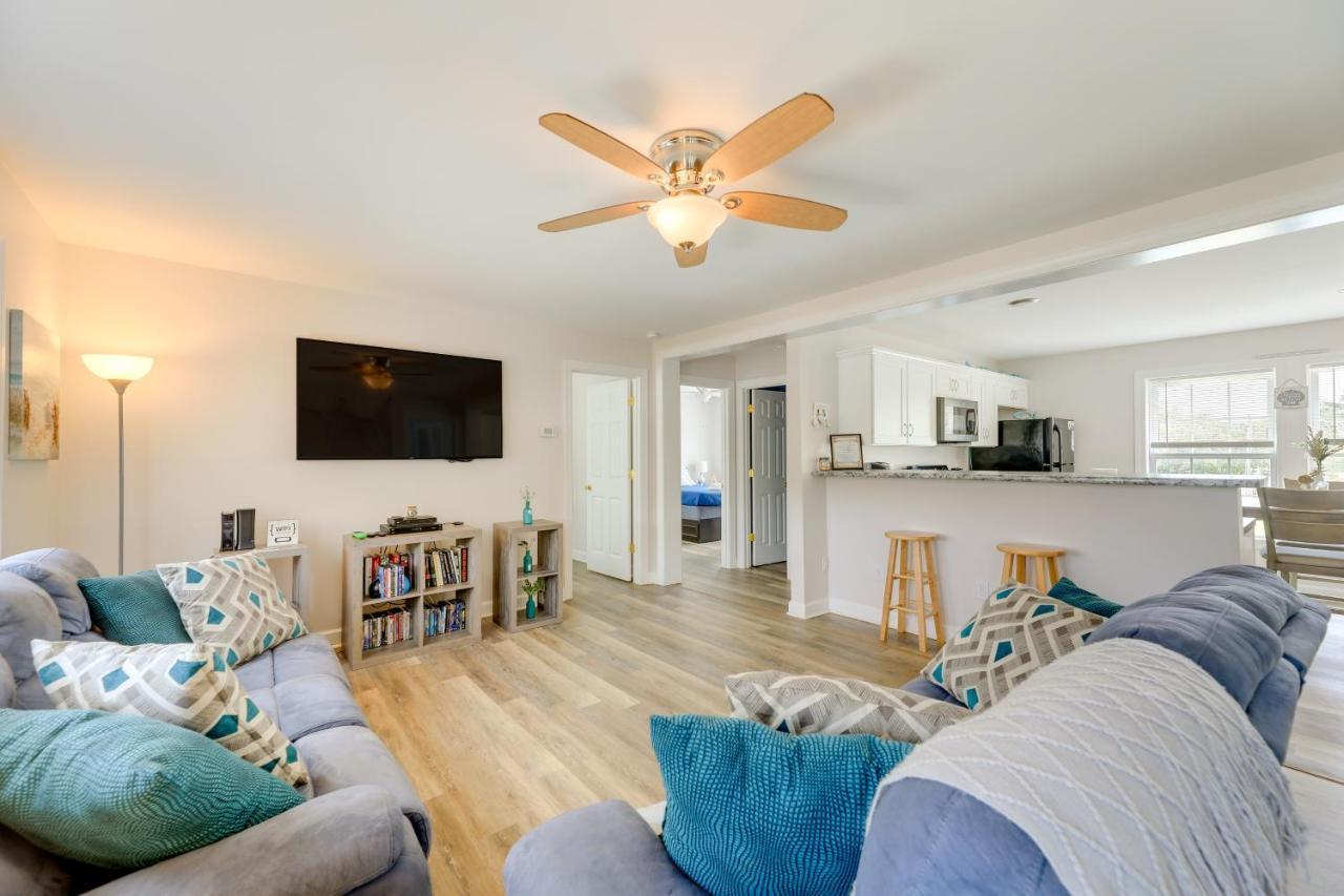 Coastal Emerald Isle Retreat With Deck And Grill! 외부 사진