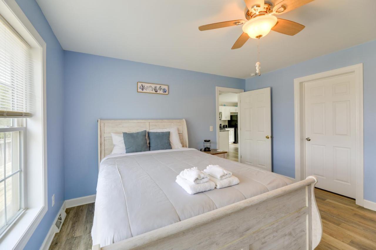 Coastal Emerald Isle Retreat With Deck And Grill! 외부 사진